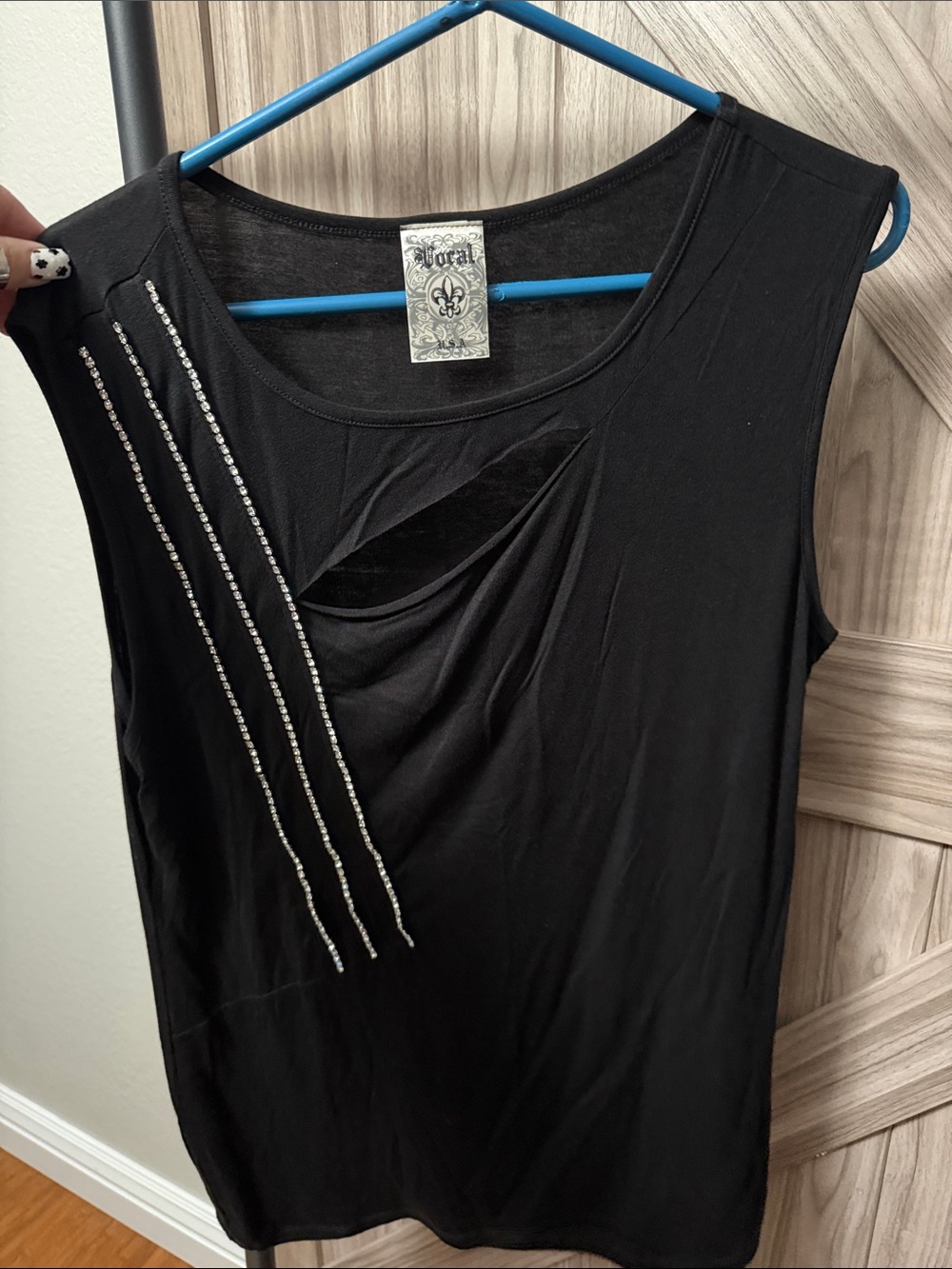 Vocal sleeveless bling top size large